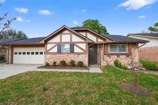 3414 Lemon Tree Ln, Houston, TX 77088