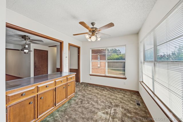3620 Lakeside Drive, Sapulpa, OK 74066