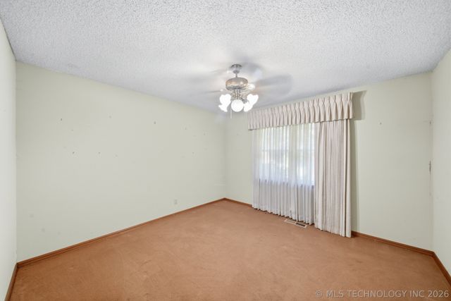 3620 Lakeside Drive, Sapulpa, OK 74066