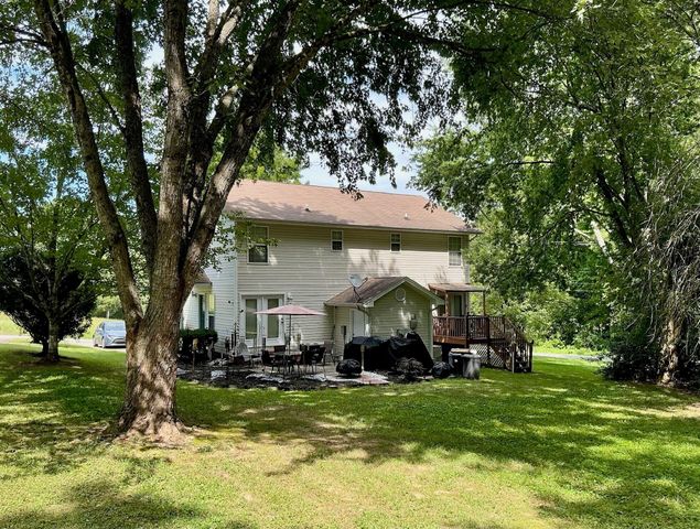 814 Sneed Road, Soddy Daisy, TN 37379