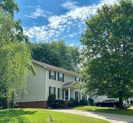 814 Sneed Road, Soddy Daisy, TN 37379