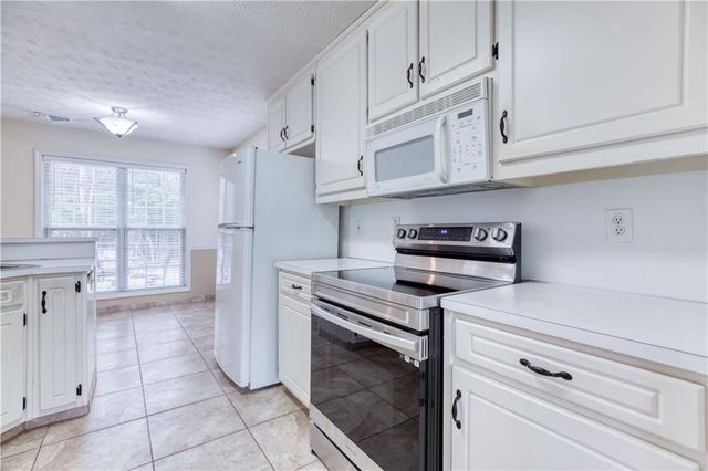 2070 Michael Court, Monroe, GA 30655