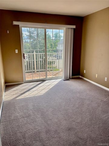 3541 Oakmonte Boulevard, Rochester, MI 48306