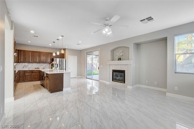 10752 Balsam Creek Avenue, Las Vegas, NV 89144