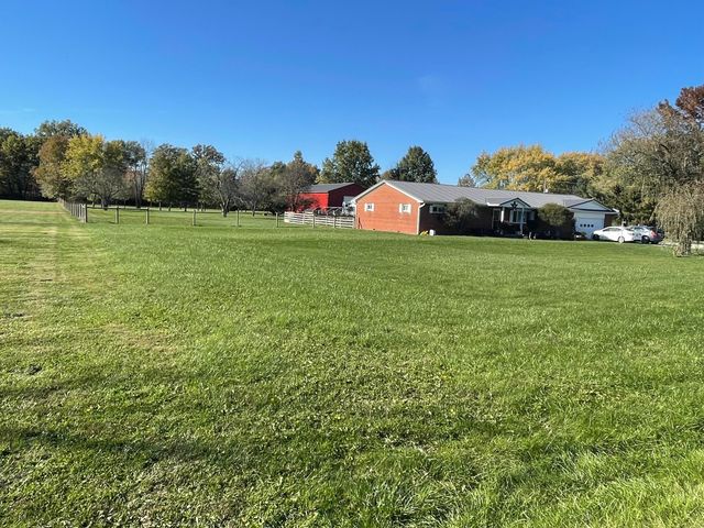 10621 Lockbourne Eastern Road, Ashville, OH 43103