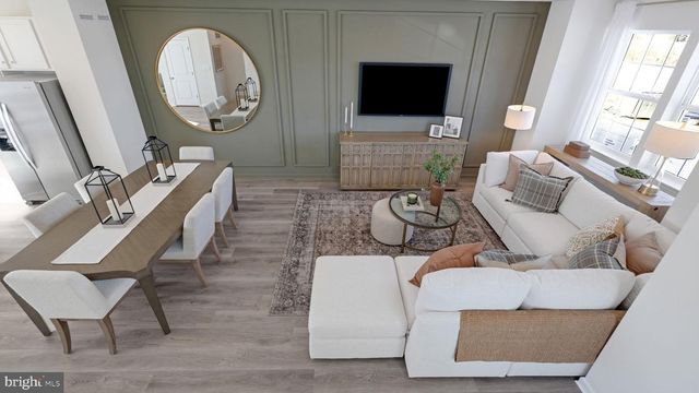 8214 ALEXANDER CT, Breinigsville, PA 18031