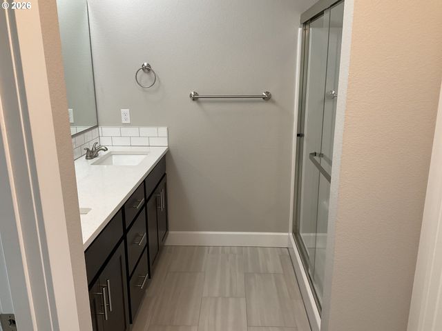 1054 Ne REGAN HILL Loop, Estacada, OR 97023