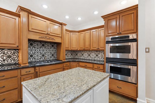 1930 Columbia Dr, Conway, AR 72034