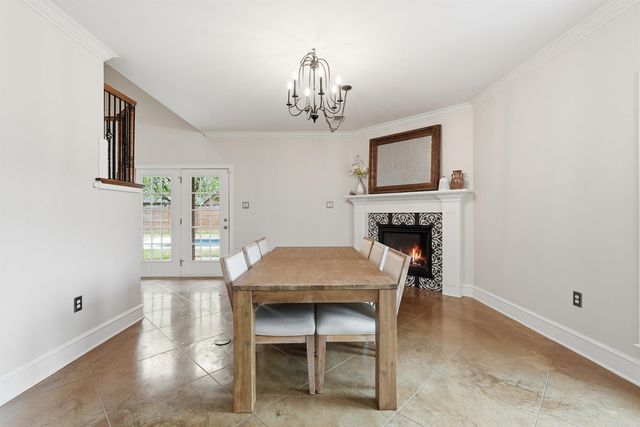 1930 Columbia Dr, Conway, AR 72034