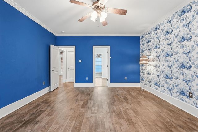 1930 Columbia Dr, Conway, AR 72034