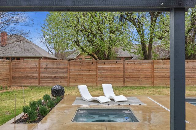 1930 Columbia Dr, Conway, AR 72034