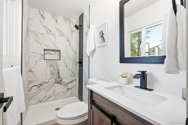 8728 W Floyd Drive, Lakewood, CO 80227