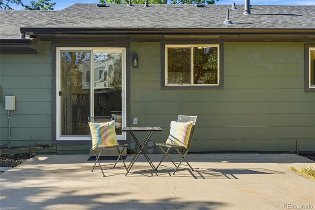 8728 W Floyd Drive, Lakewood, CO 80227