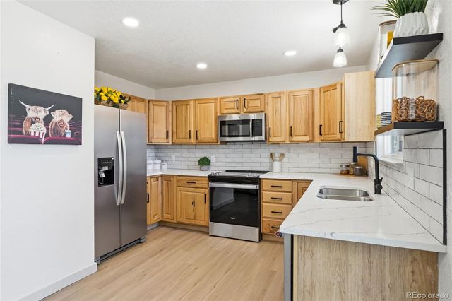 8728 W Floyd Drive, Lakewood, CO 80227
