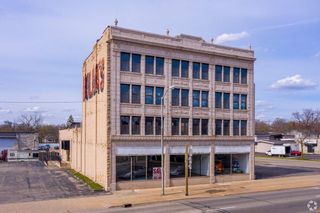 528 E Michigan Avenue, Jackson, MI 49201