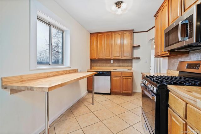 17 Prospect Avenue, Ardsley, NY 10502