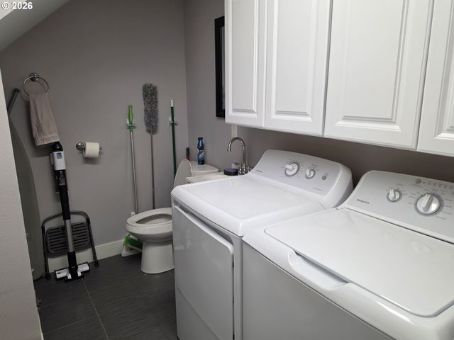 7118 Se MITCHELL Ct, Portland, OR 97206