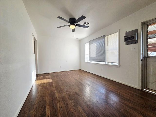 3413 Willow Creek Drive, Midwest City, OK 73110