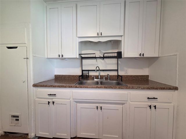 3413 Willow Creek Drive, Midwest City, OK 73110