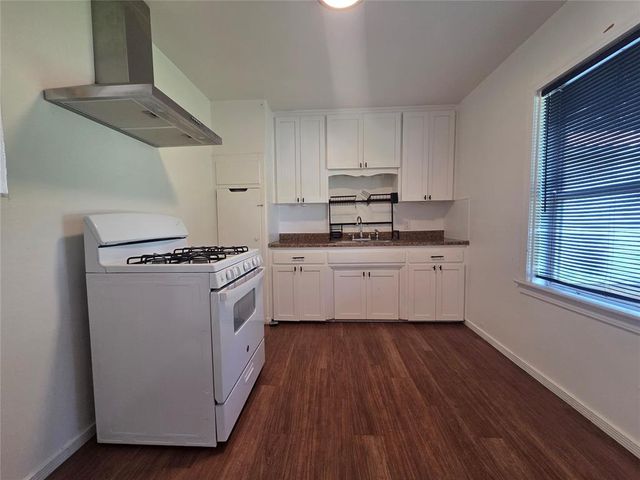 3413 Willow Creek Drive, Midwest City, OK 73110