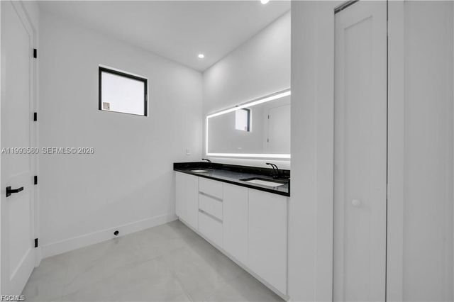 2815 44th ST W, Lehigh Acres, FL 33971