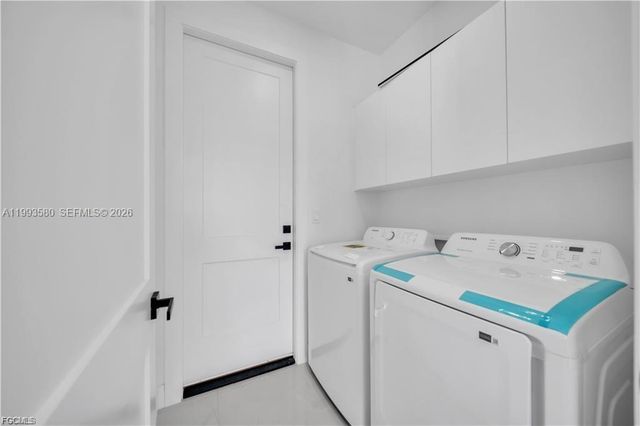 2815 44th ST W, Lehigh Acres, FL 33971