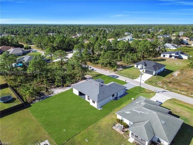 2815 44th ST W, Lehigh Acres, FL 33971