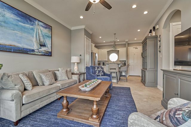 168 Lake Point Boulevard D103, Montgomery, TX 77356