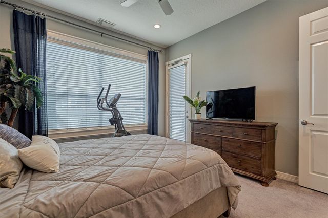 168 Lake Point Boulevard D103, Montgomery, TX 77356