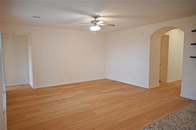2108 Maplewood DR, Leander, TX 78641