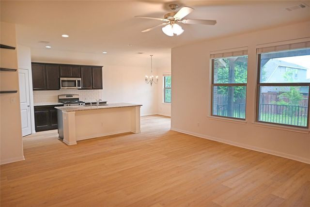 2108 Maplewood DR, Leander, TX 78641