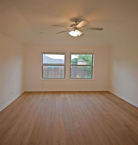 2108 Maplewood DR, Leander, TX 78641