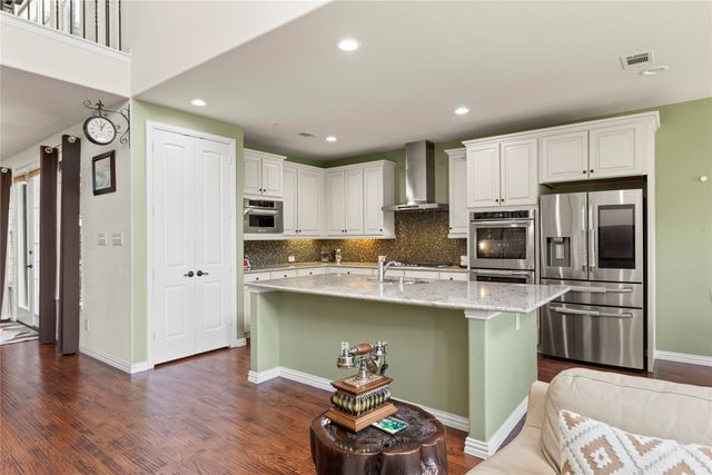 306 Waterford Lane, Sunnyvale, TX 75182