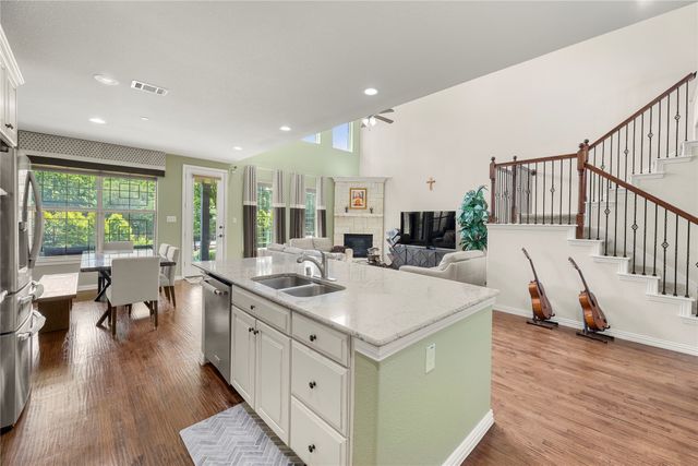 306 Waterford Lane, Sunnyvale, TX 75182