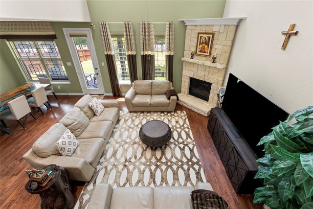 306 Waterford Lane, Sunnyvale, TX 75182