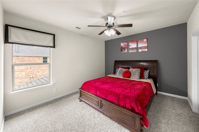 306 Waterford Lane, Sunnyvale, TX 75182