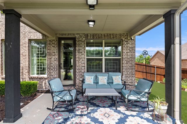 306 Waterford Lane, Sunnyvale, TX 75182