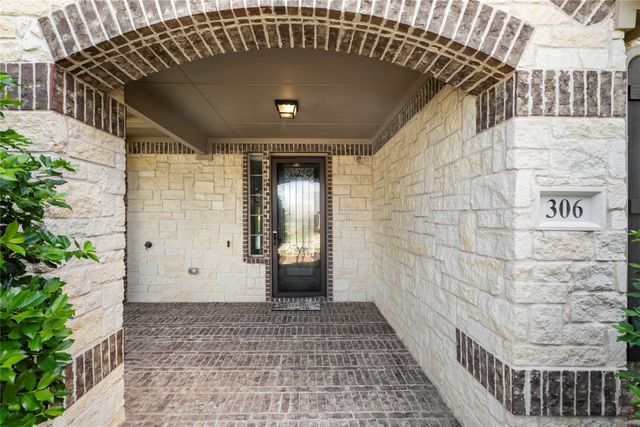 306 Waterford Lane, Sunnyvale, TX 75182