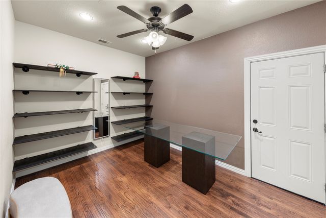 306 Waterford Lane, Sunnyvale, TX 75182