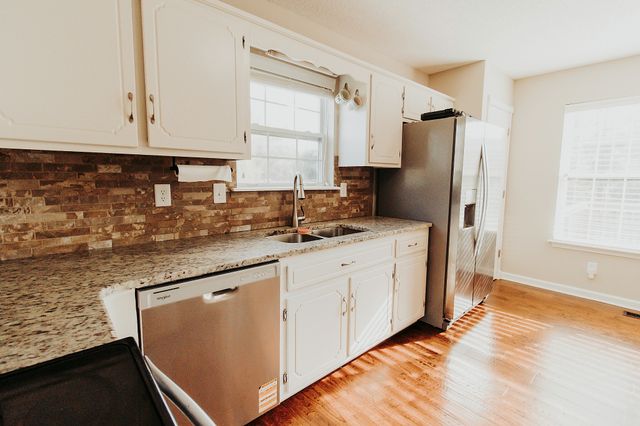524 Barney Ln, Clarksville, TN 37042
