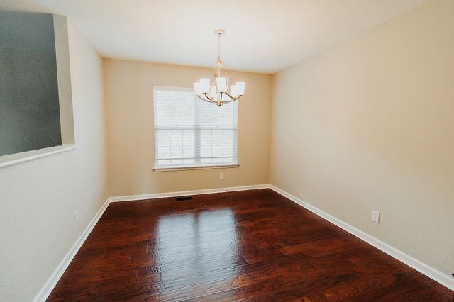 524 Barney Ln, Clarksville, TN 37042