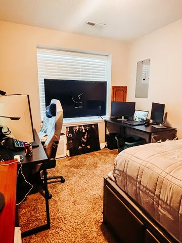 524 Barney Ln, Clarksville, TN 37042