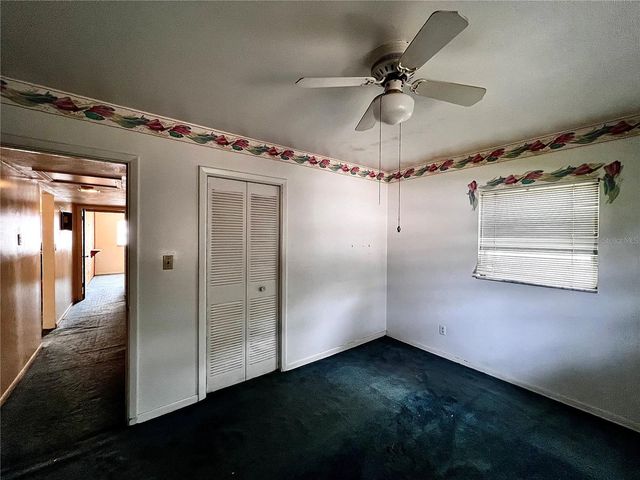 7808 N WOODLYNNE AVENUE, Tampa, FL 33614