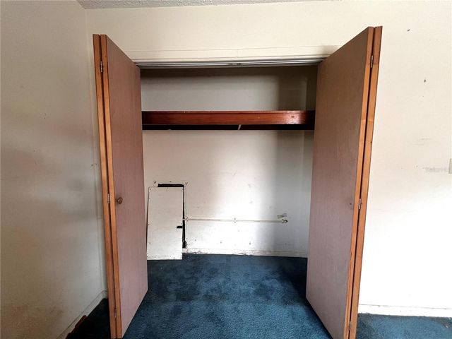 7808 N WOODLYNNE AVENUE, Tampa, FL 33614