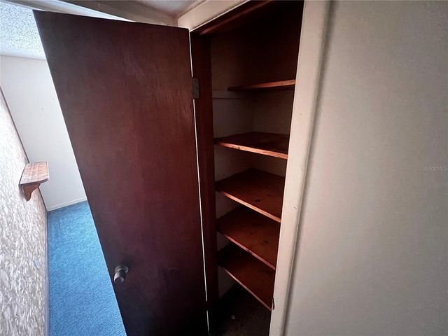 7808 N WOODLYNNE AVENUE, Tampa, FL 33614