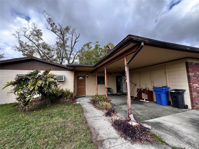 7808 N WOODLYNNE AVENUE, Tampa, FL 33614