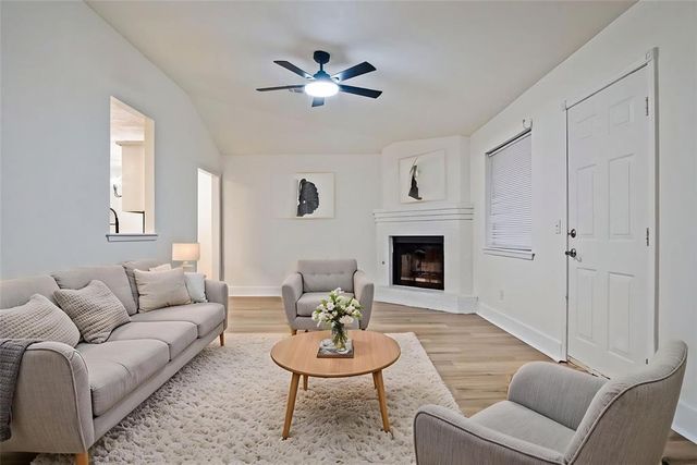 12548 Ridgegate Road, Yukon, OK 73099