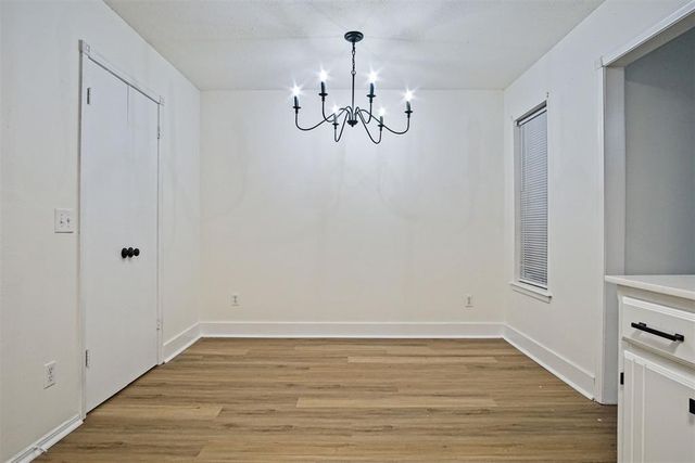 12548 Ridgegate Road, Yukon, OK 73099