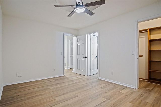 12548 Ridgegate Road, Yukon, OK 73099