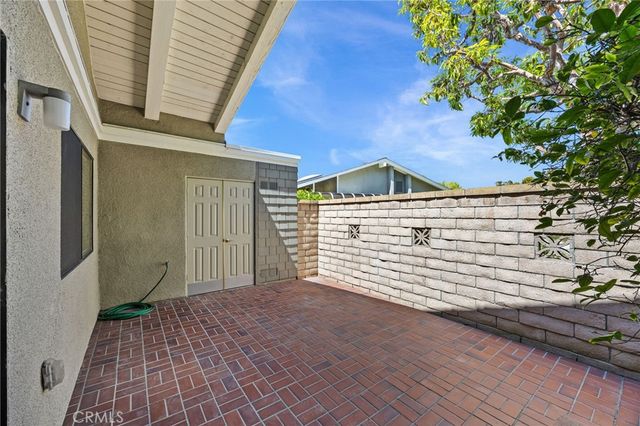 8933 Yolo Circle 1307A, Huntington Beach, CA 92646